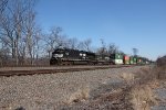 NS 3676 and 9826 leading train 27G